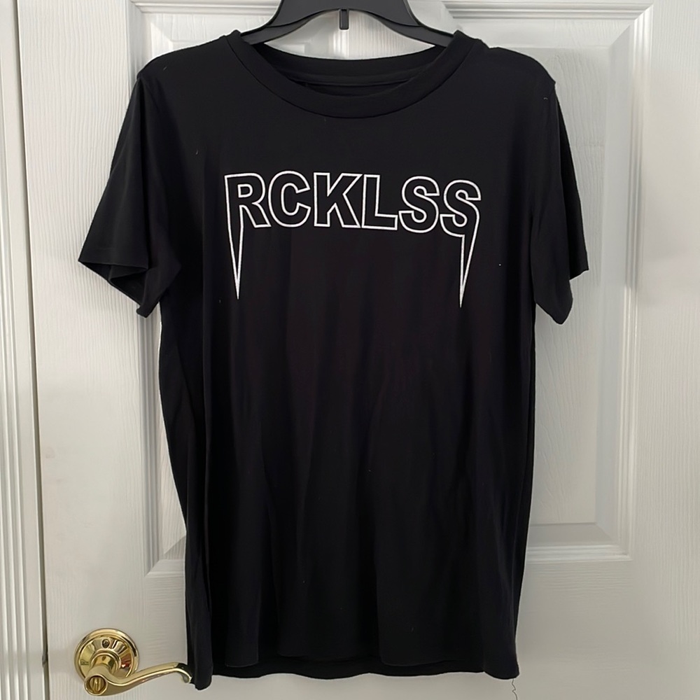 Super cute Rcklss top